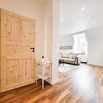 Apartment Pod Siodemka - Z Uroczym Balkonem