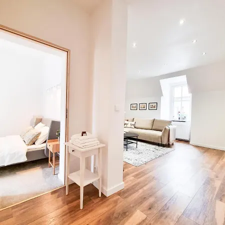 Pod Siodemka Apartment Jelenia Gora