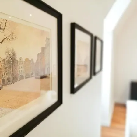 アパート Pod Siodemka